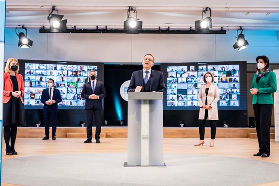 bundestag1.jpg